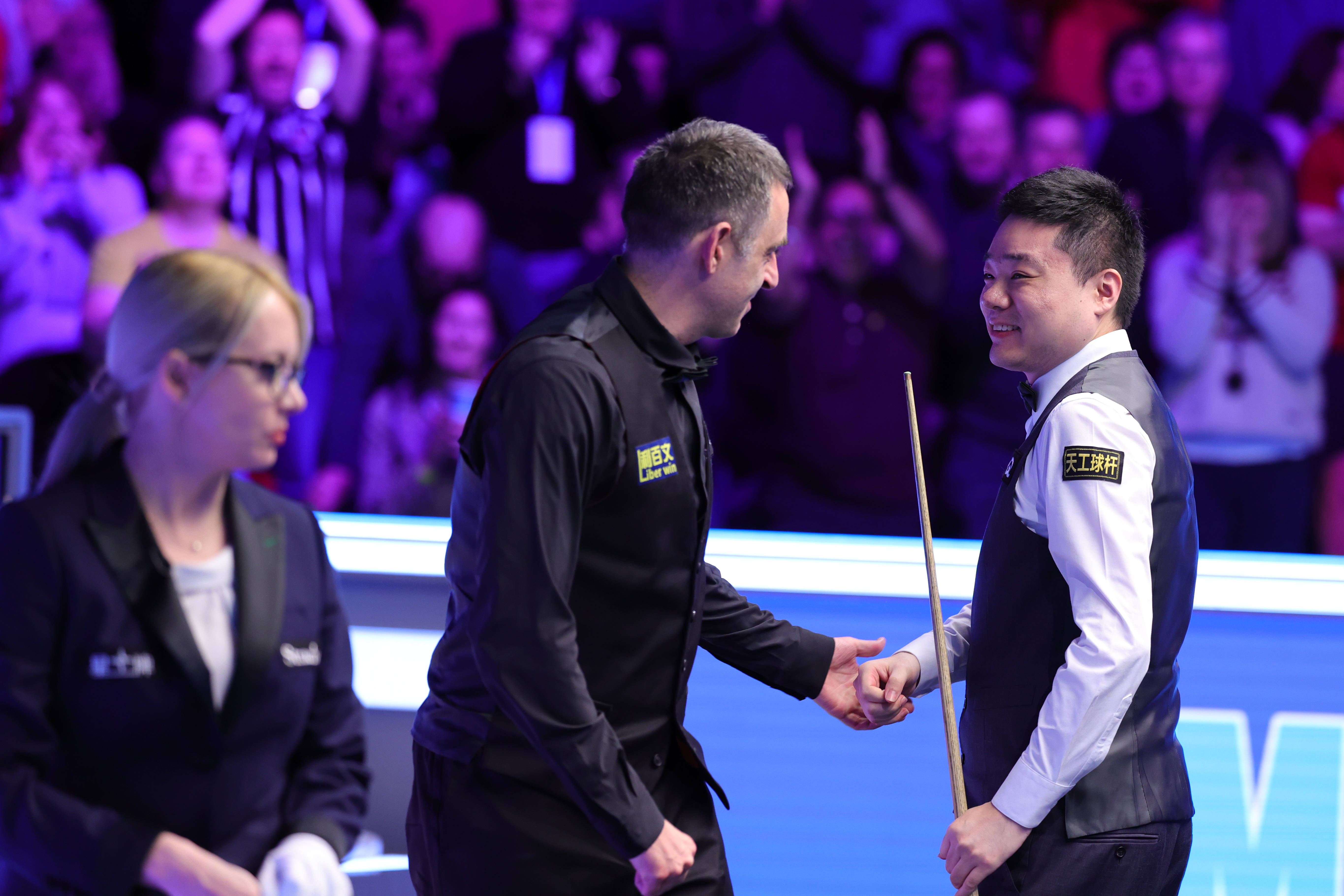 关于【经典对决】奥沙利文与丁俊晖的巅峰对抗回顾的信息