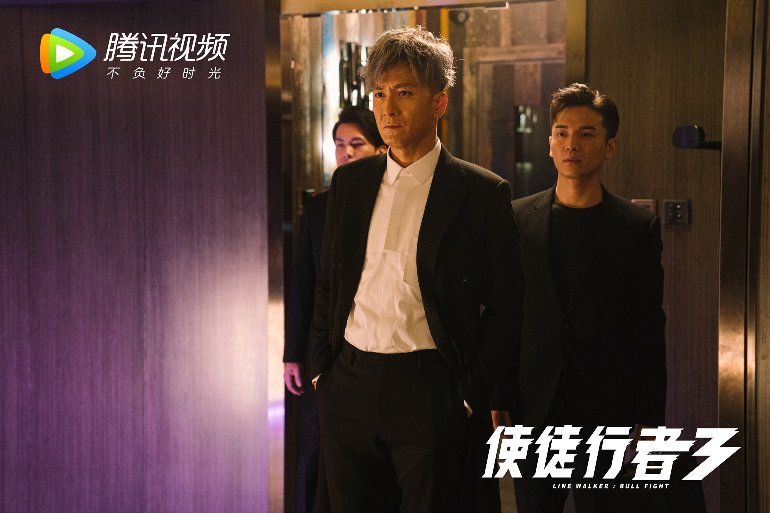 海外车迷：不同国家的赛场狂欢文化揭秘，国外汽车比赛