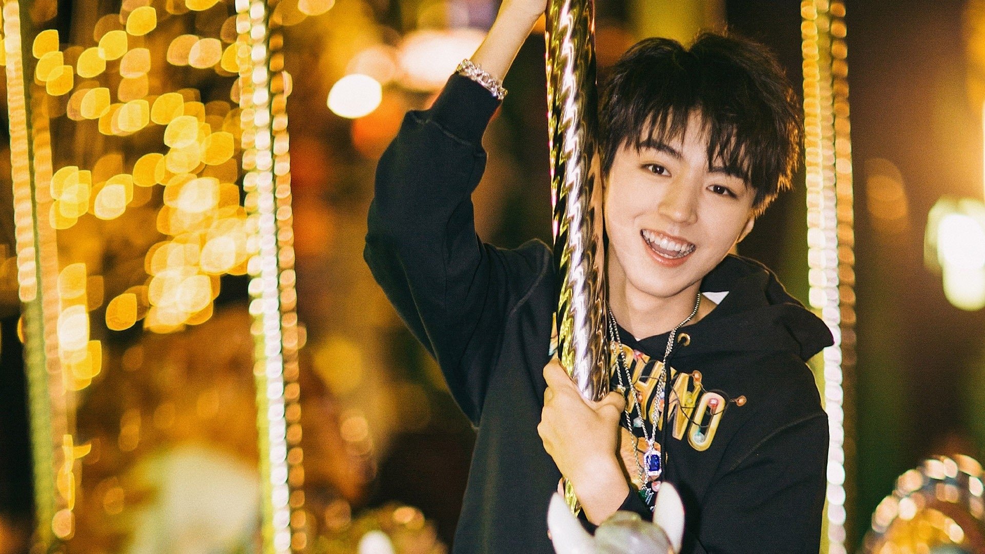 英超：曼城终场绝杀逆转利物浦，争冠局势升温，英超23轮曼城对利物浦