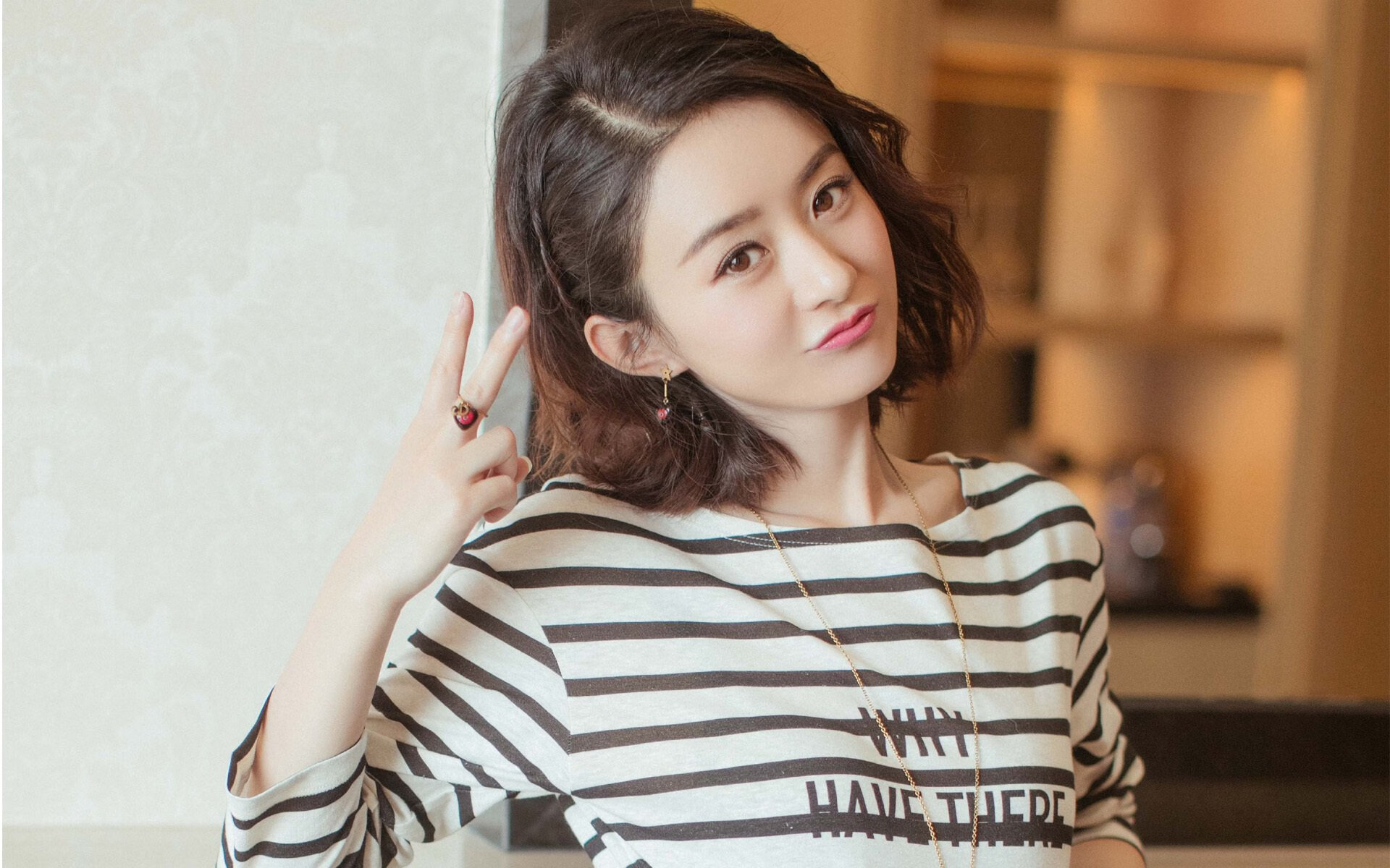 逆境中逆转,书写足球传奇的“英雄战队”,足球英雄游戏剧情